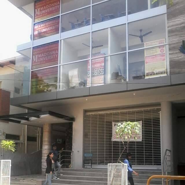 London American City College Bangalore Academic Building photo 2